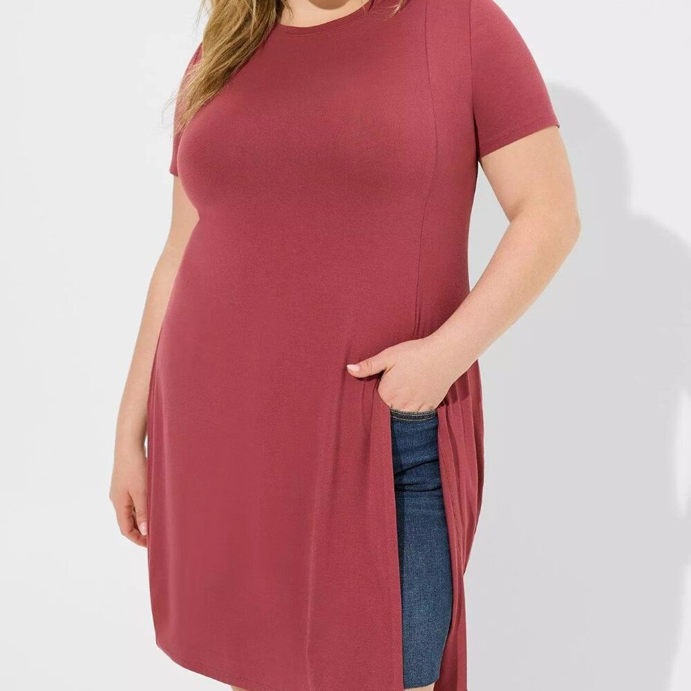 Torrid Tunic Top 1X - Maroon Split Front Super Soft Crew Long Shirt Tee Plus NWT